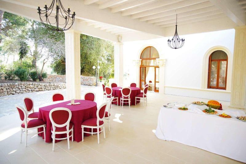 Le Scuderie Di Villa Ravenna Sannicola Exterior foto
