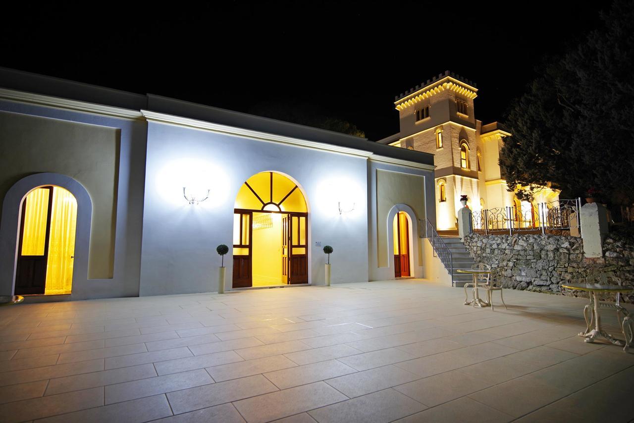 Le Scuderie Di Villa Ravenna Sannicola Exterior foto